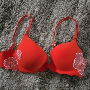 Victoria's Secret Bra - Secret Embrace size 38C